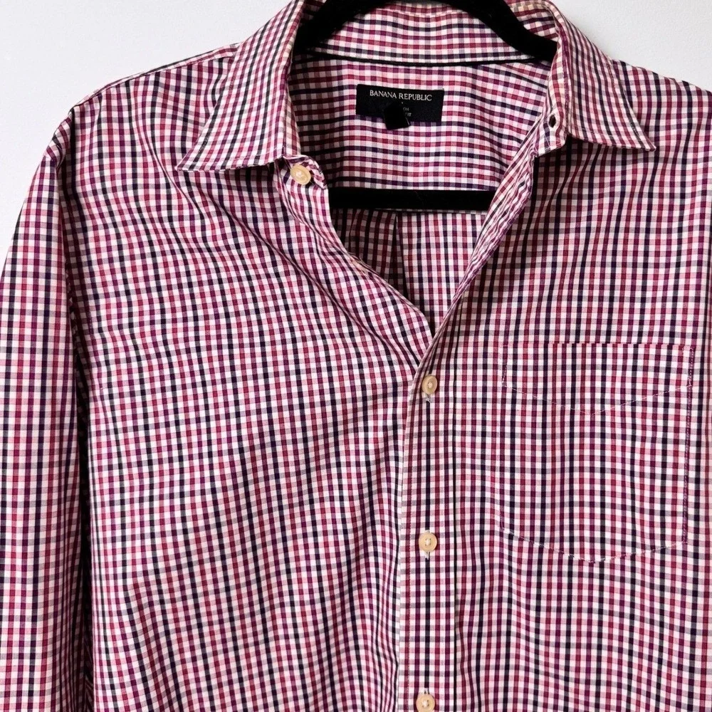 Banana Republic Mens Preppy Button Down Shirt M NonIron Classic Gingham Hamptons